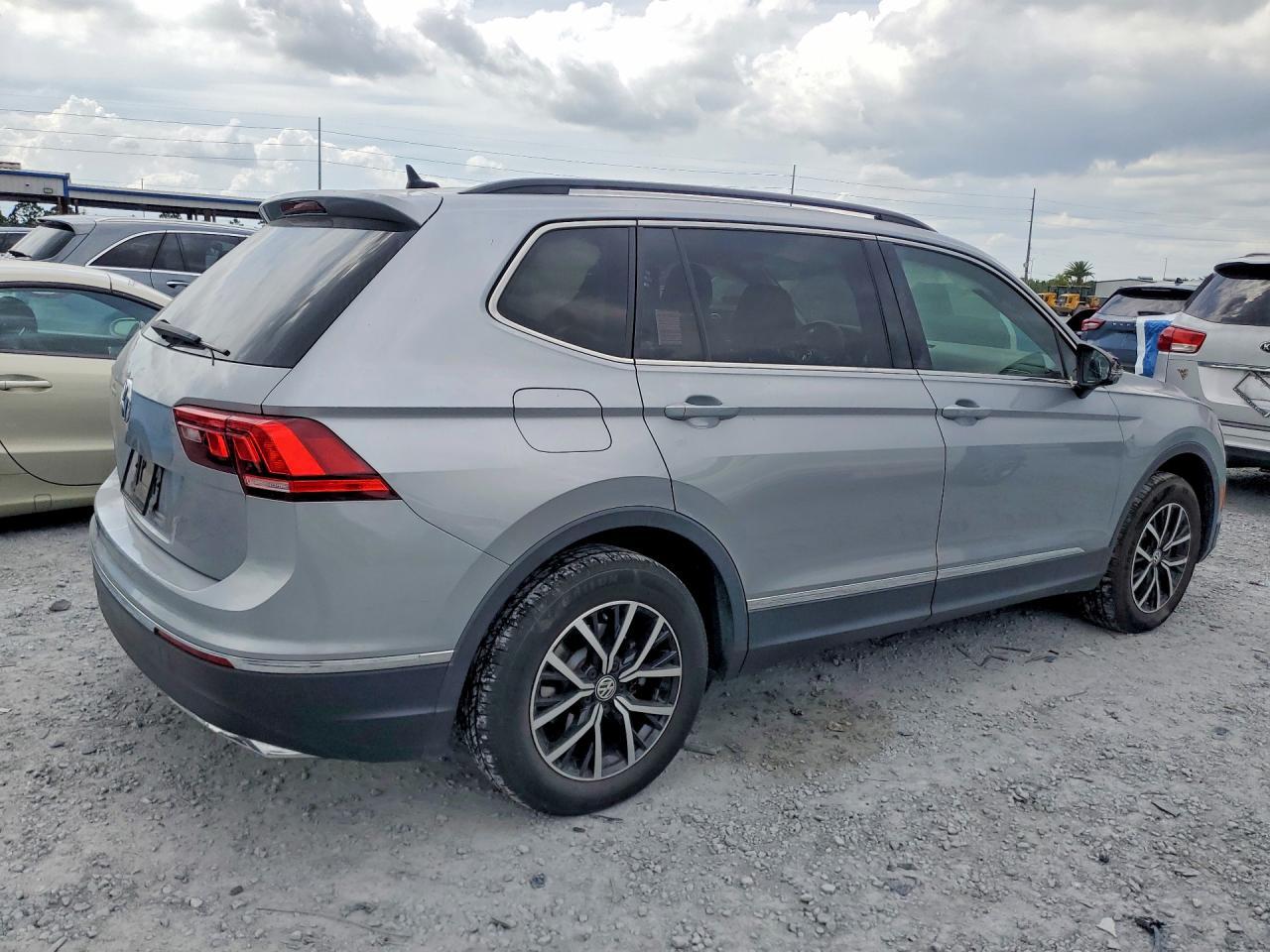 2021 Volkswagen Tiguan Se - Image 3