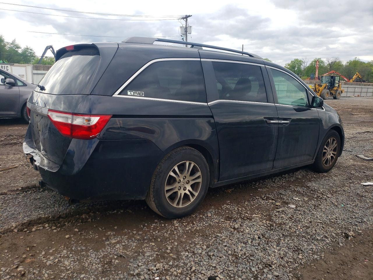 2011 Honda Odyssey Ex - Image 3