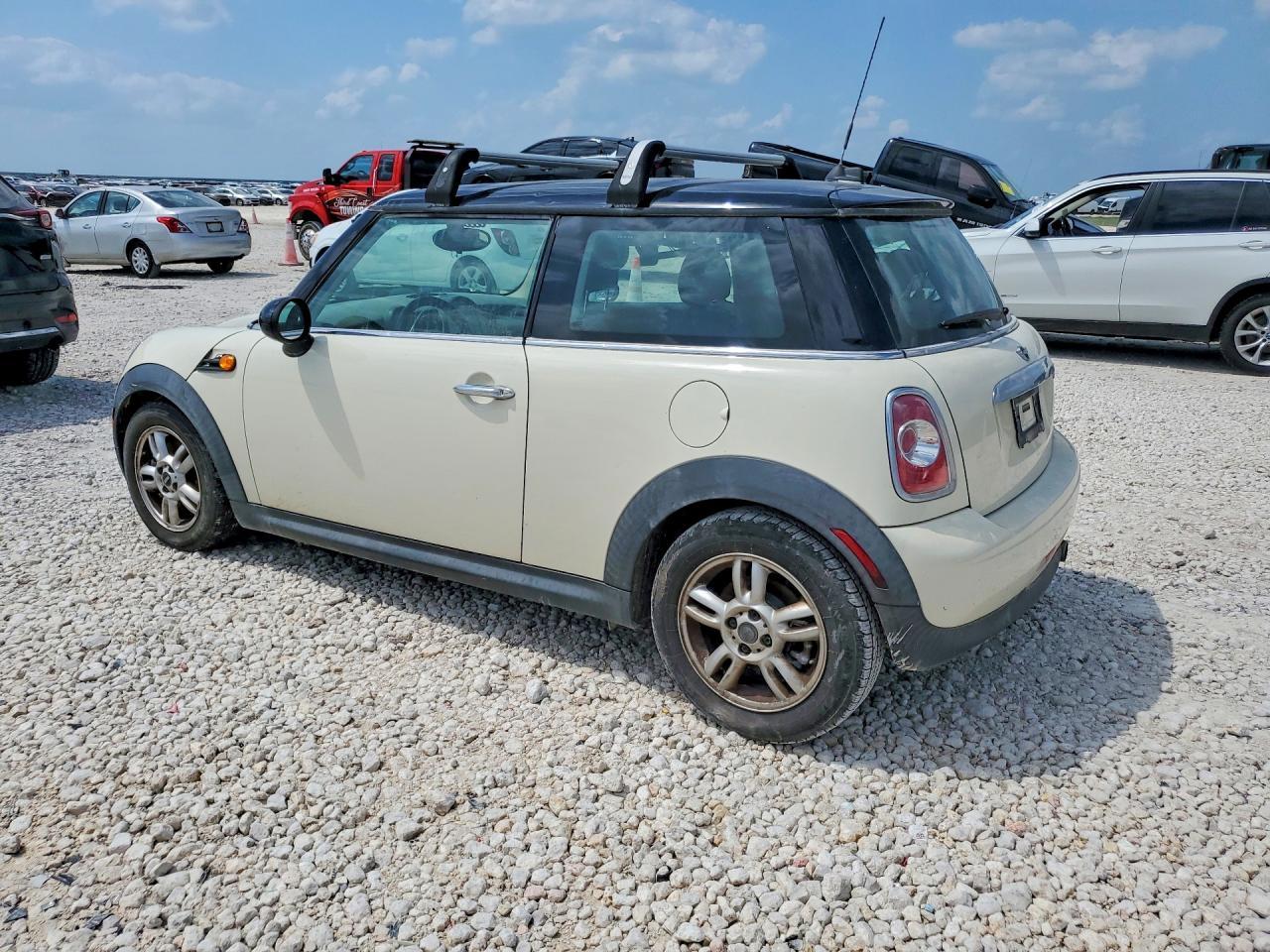 2013 Mini Cooper - Image 2
