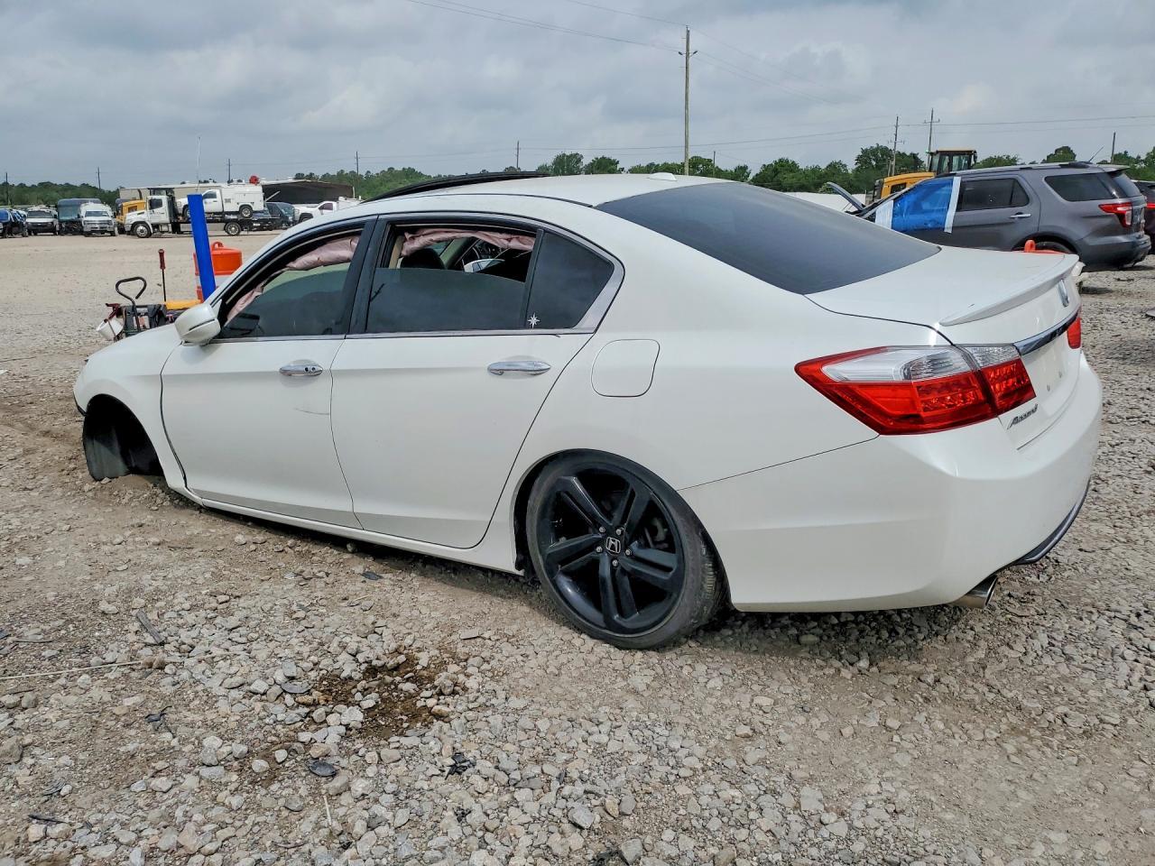 2013 Honda Accord Exl - Image 2