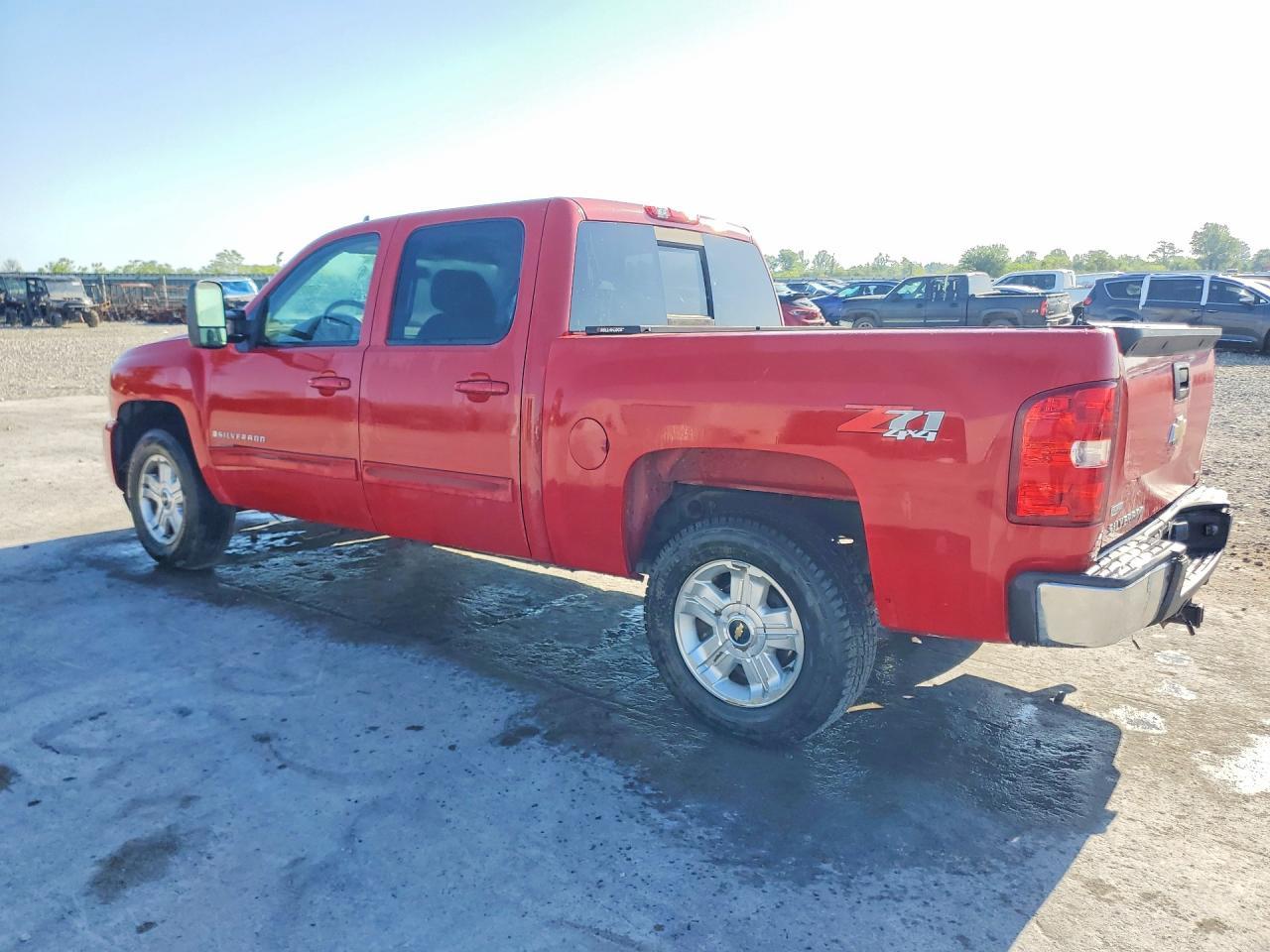 2009 Chevrolet Silverado K1500 Ltz - Image 2
