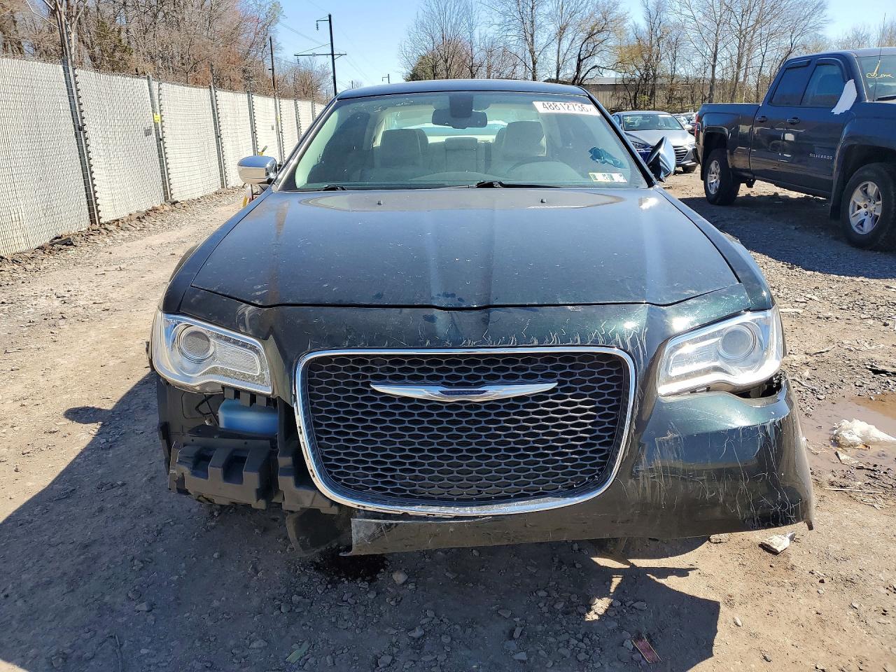2016 Chrysler 300 Limited - Image 5