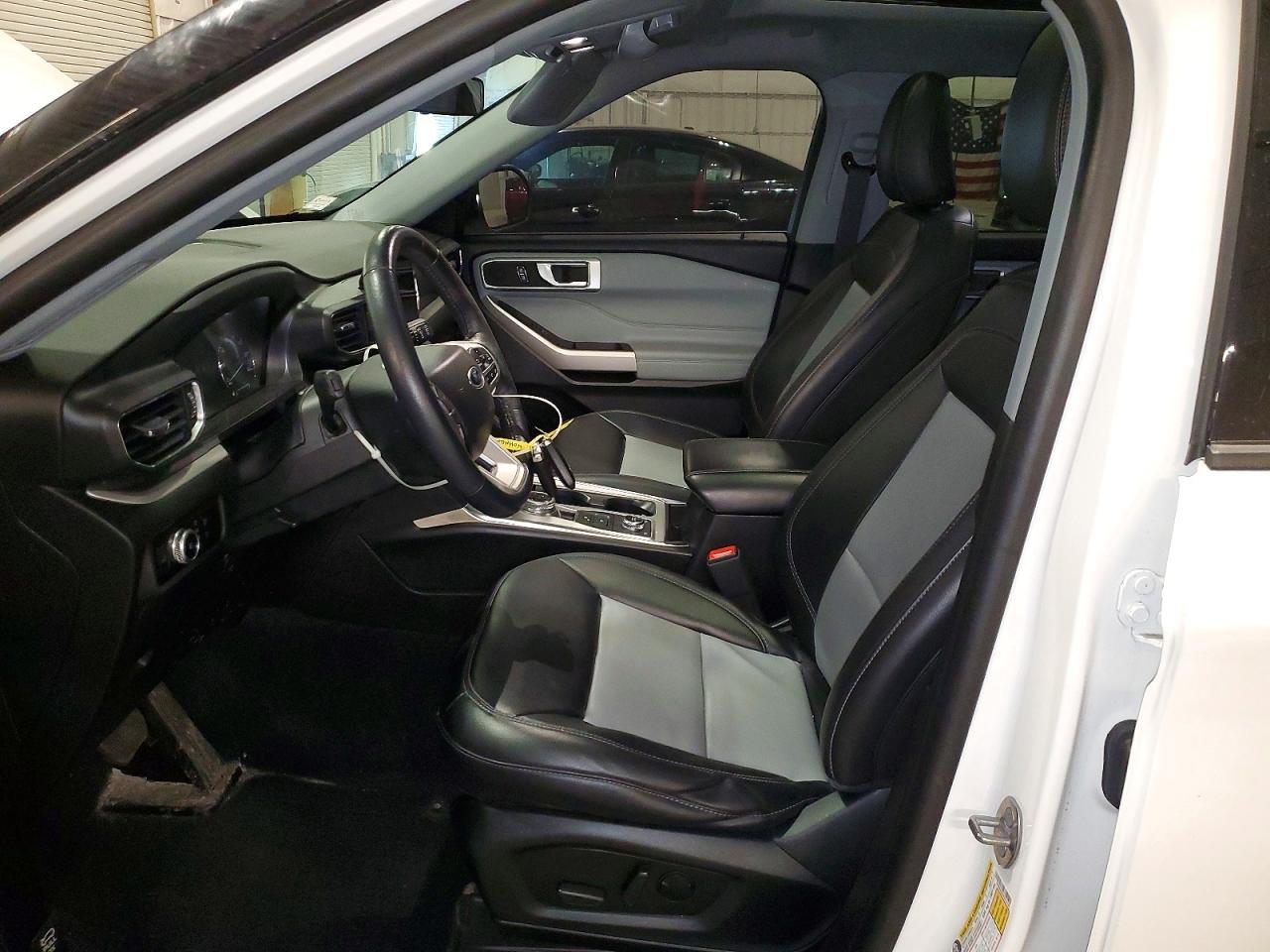 2023 Ford Explorer Xlt - Фото 7