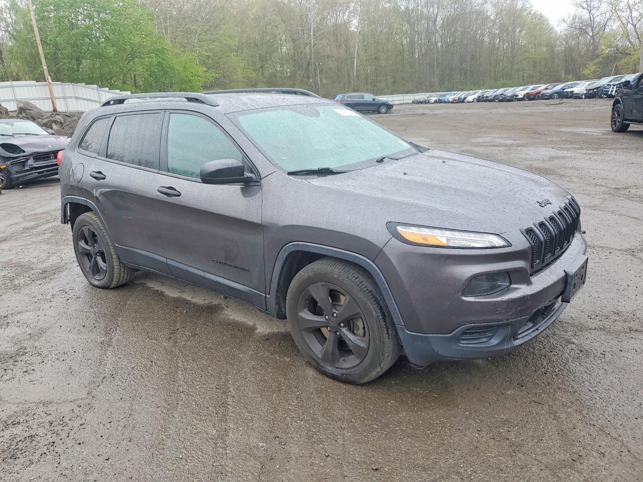 2017 Jeep Cherokee Sport - Image 4