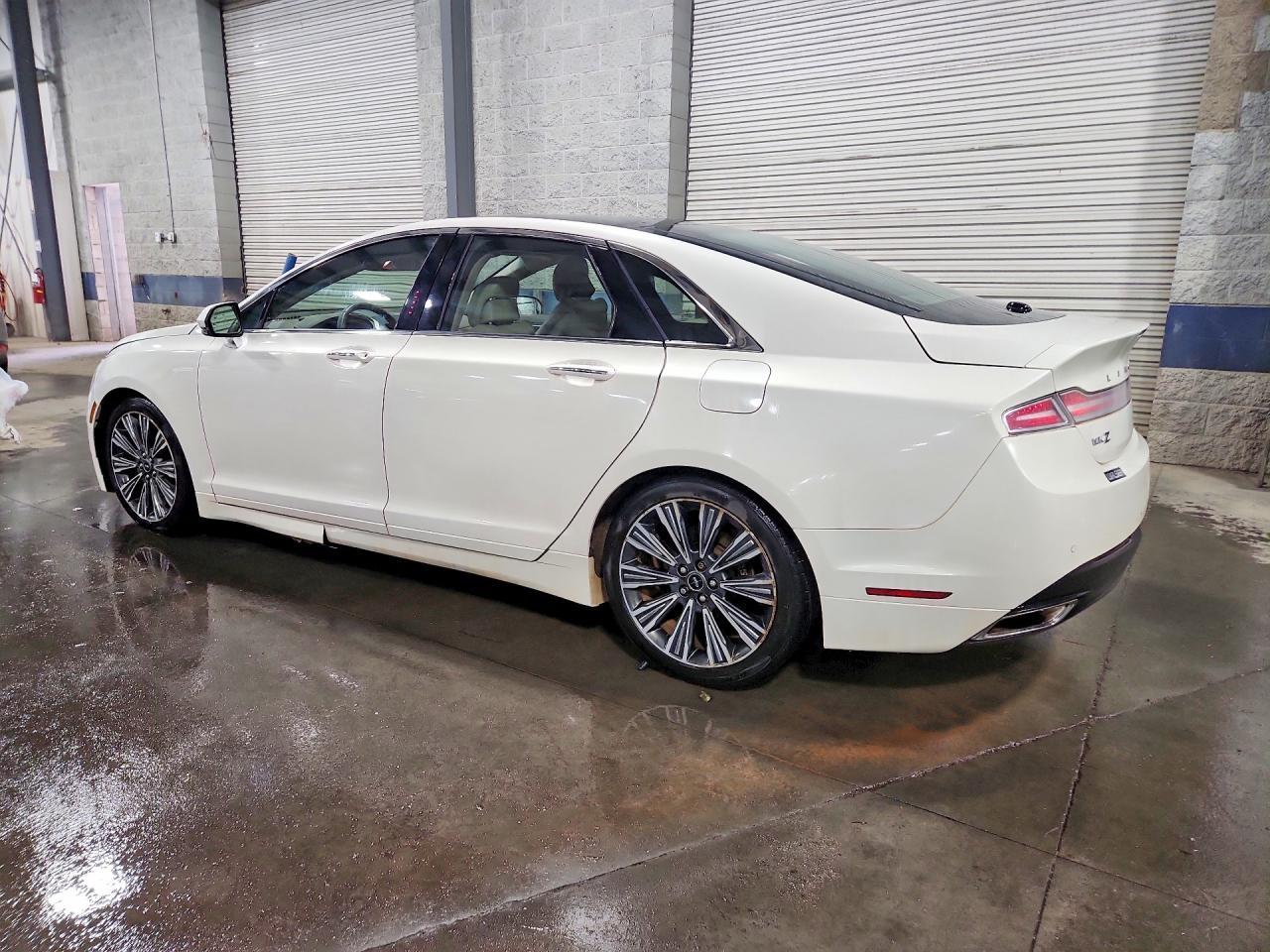 2016 Lincoln Mkz Black Label - Фото 2