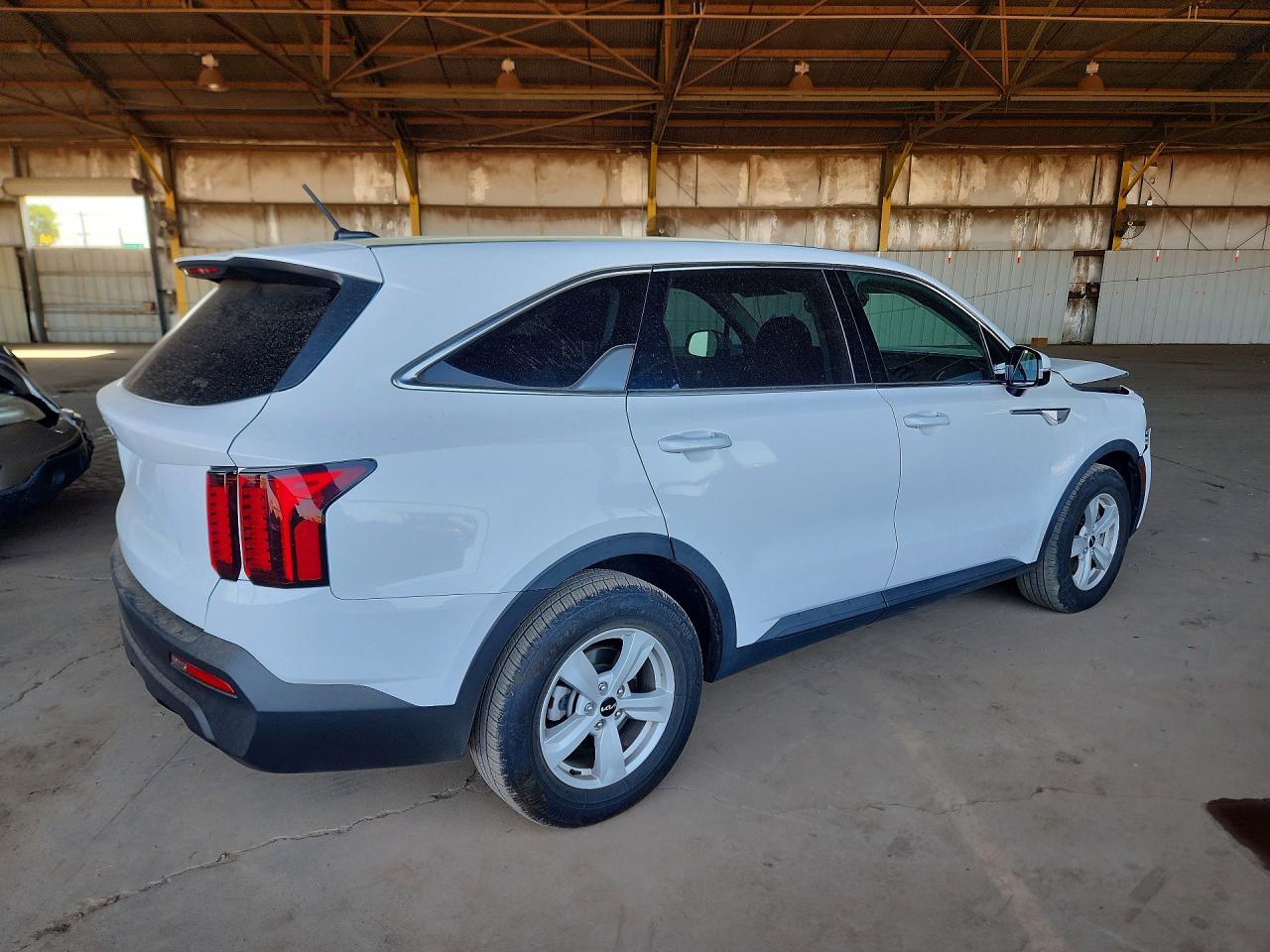 2023 Kia Sorento Lx - Фото 3