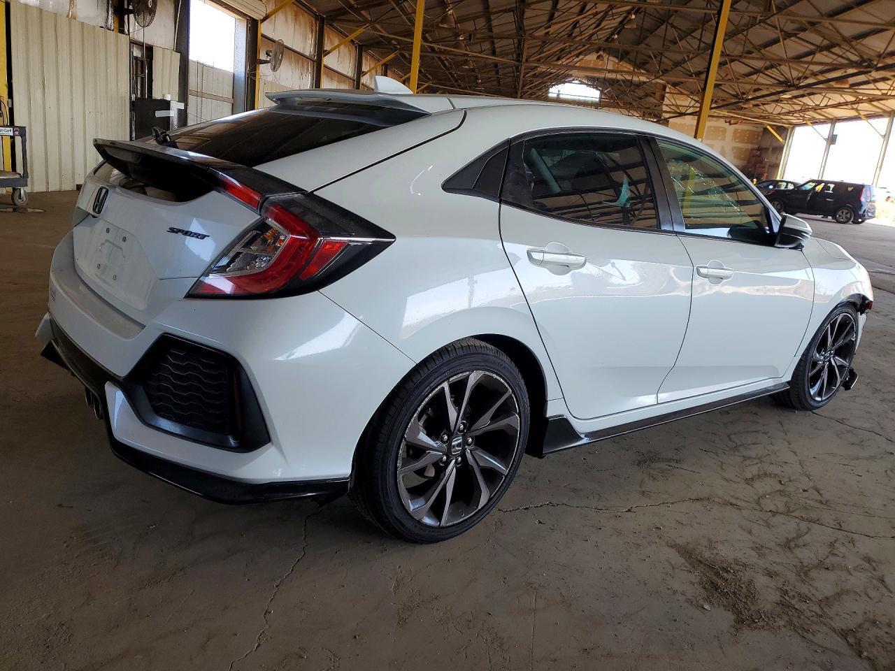 2017 Honda Civic Sport - Фото 3