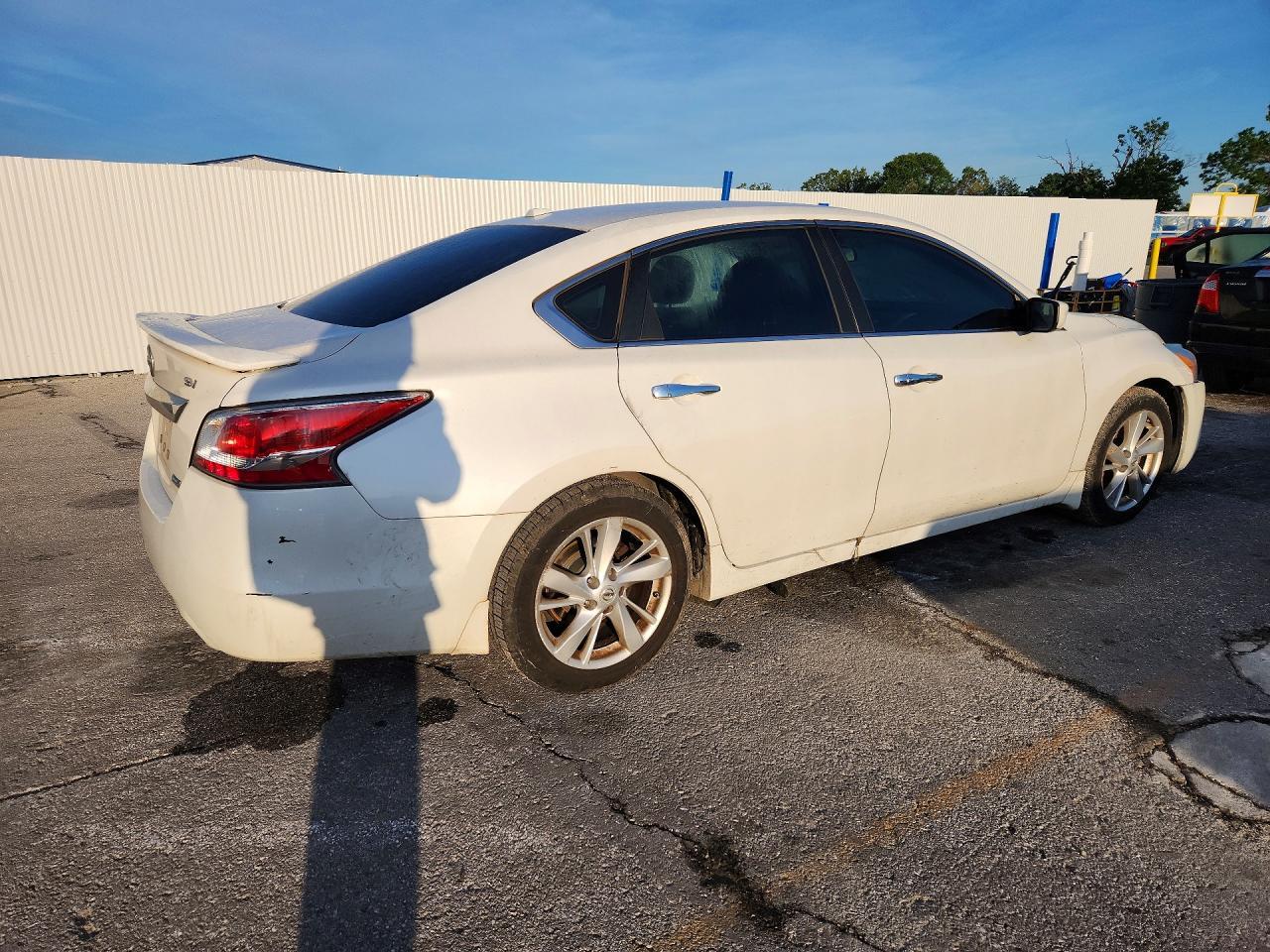 2014 Nissan Altima Sv - Фото 3