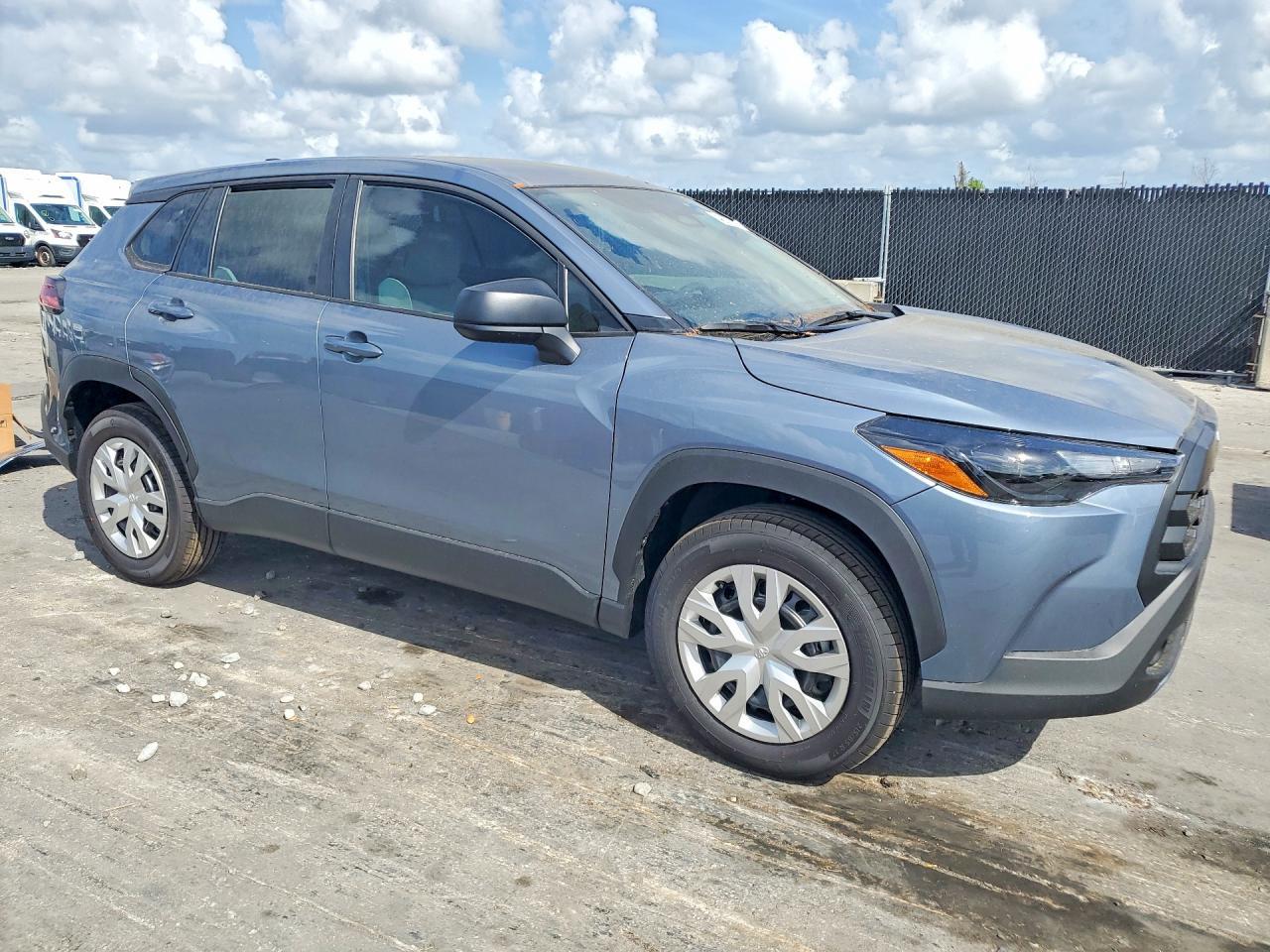 2026 Toyota Corolla Cross L - Фото 4