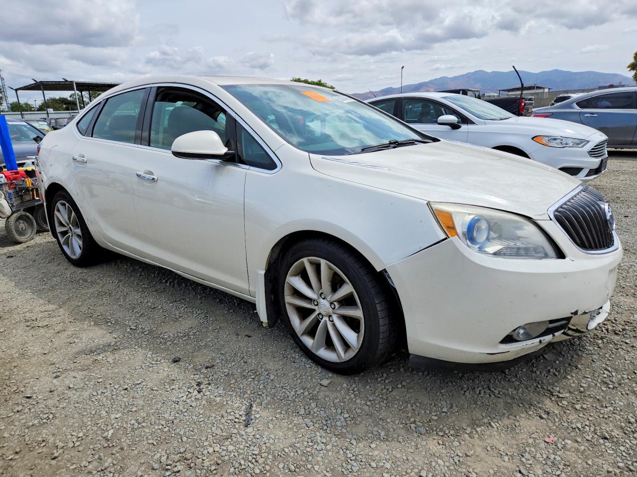 2016 Buick Verano - Фото 4