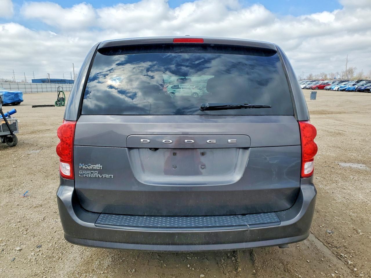 2017 Dodge Grand Caravan Sxt - Image 6
