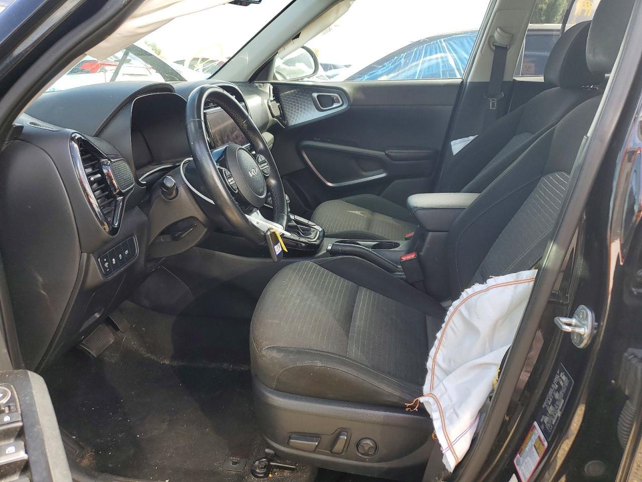 2023 Kia Soul Ex - Image 7