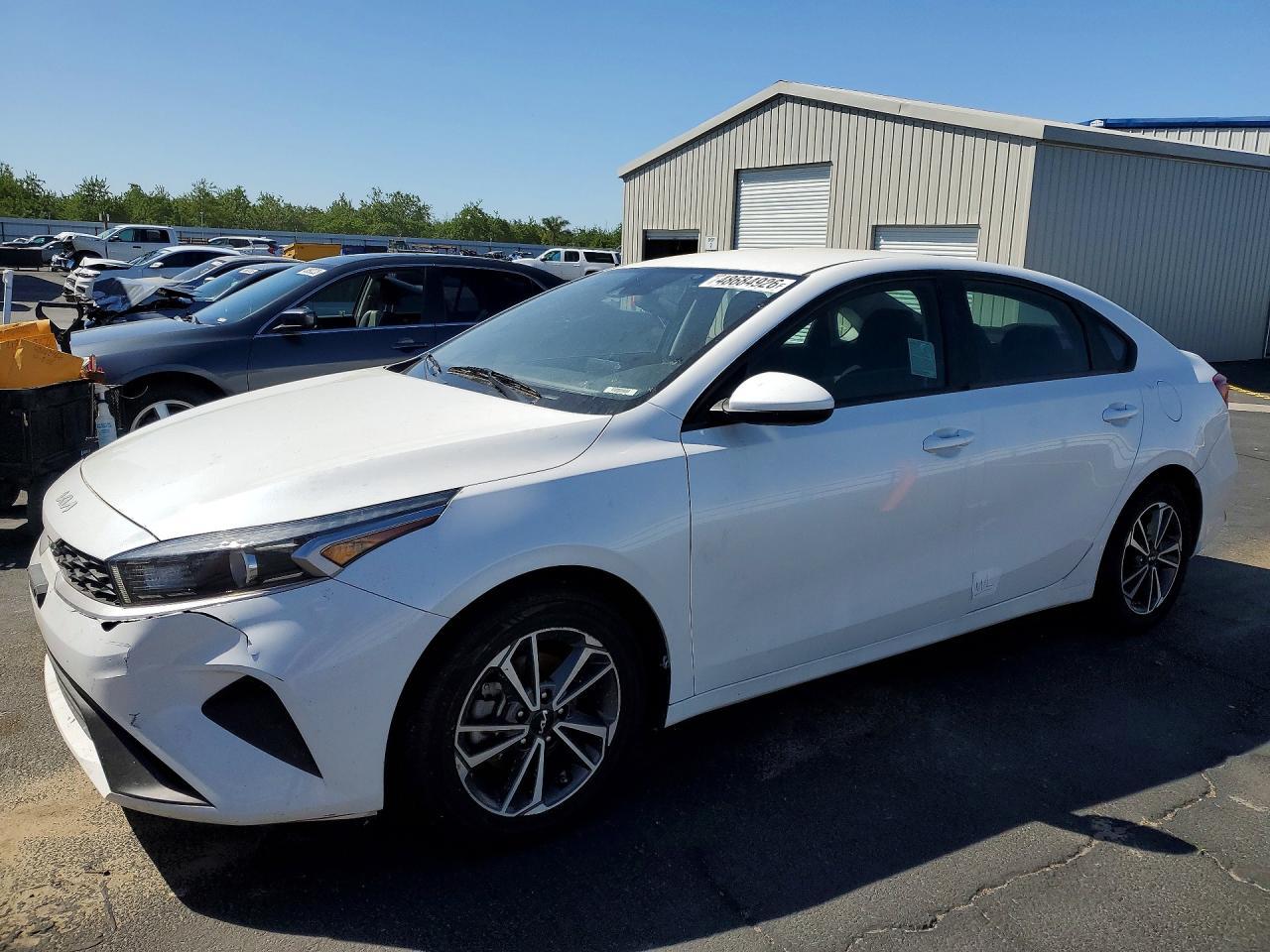 2022 Kia Forte Lxs