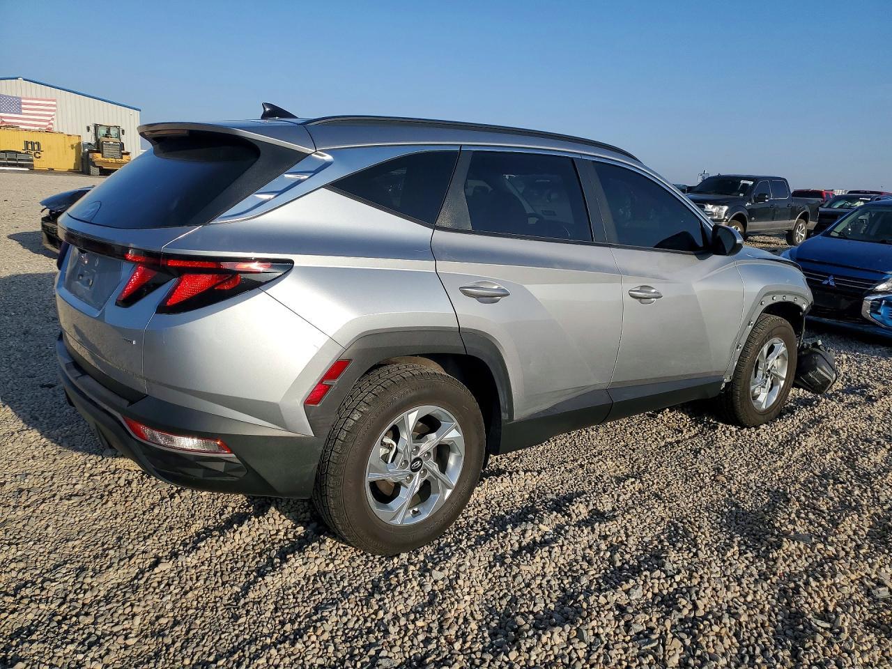 2024 Hyundai Tucson Sel - Image 3