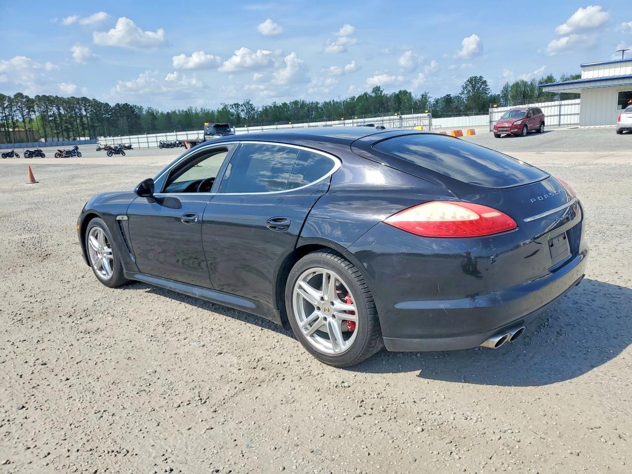 2013 Porsche Panamera S - Фото 2