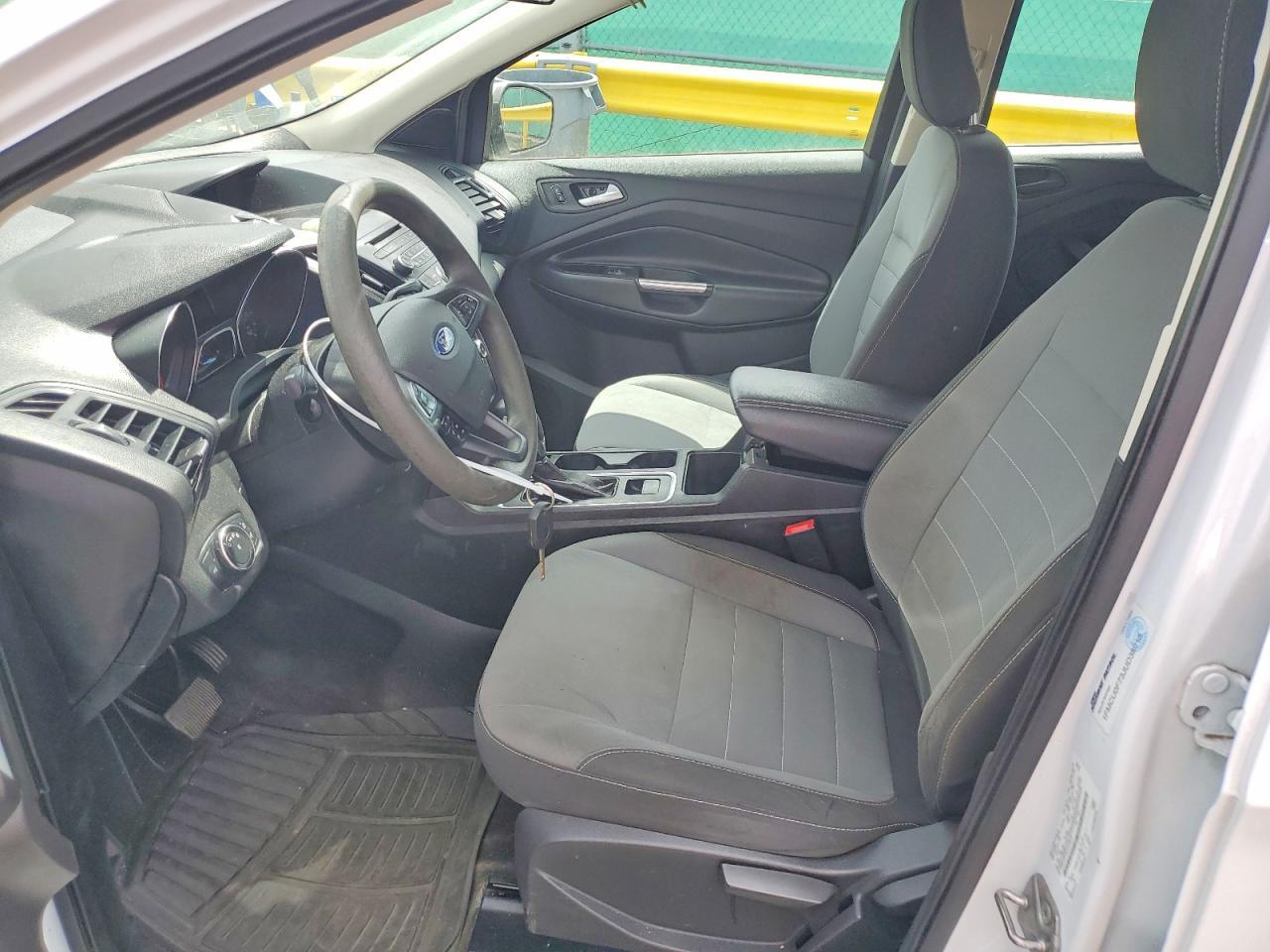 2018 Ford Escape S - Фото 7