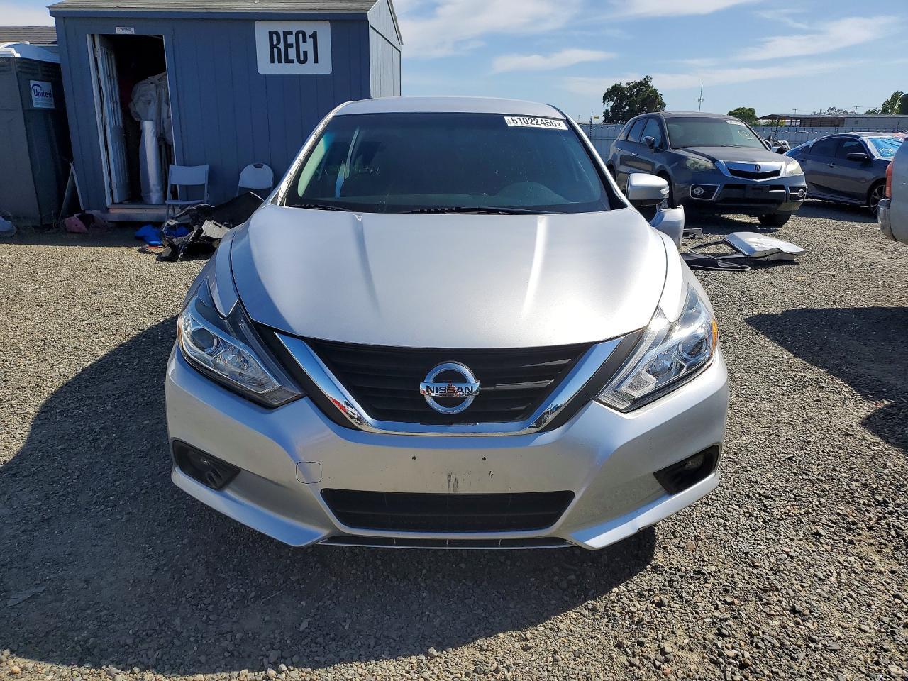 2018 Nissan Altima 2.5 Sl - Image 5