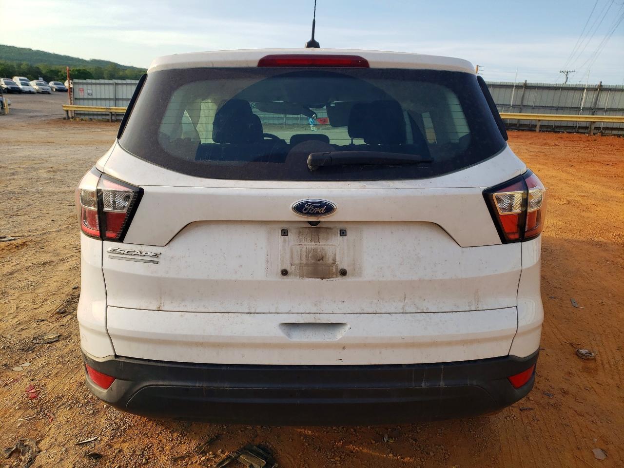 2018 Ford Escape S - Image 6