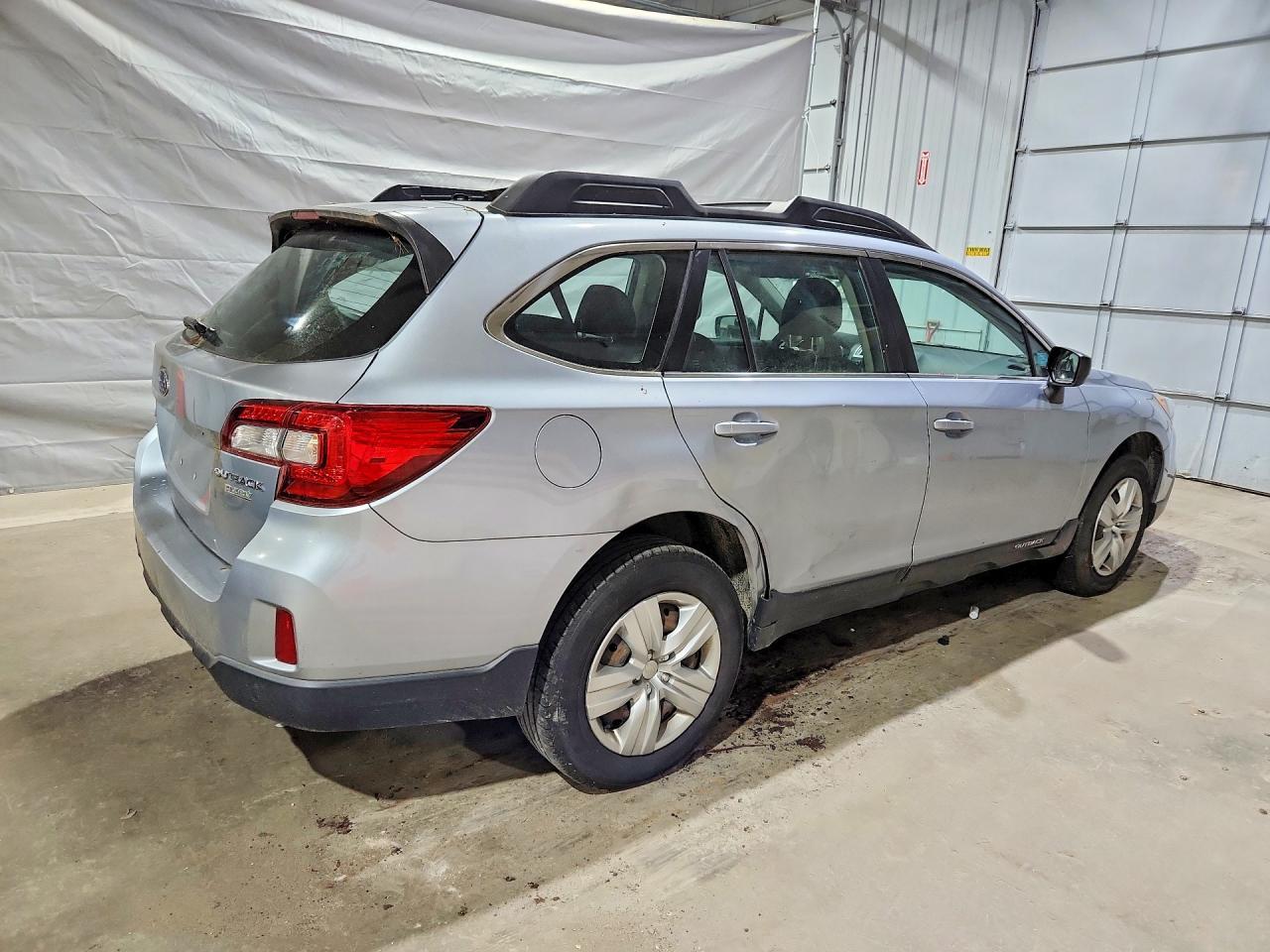 2015 Subaru Outback 2.5I - Фото 3