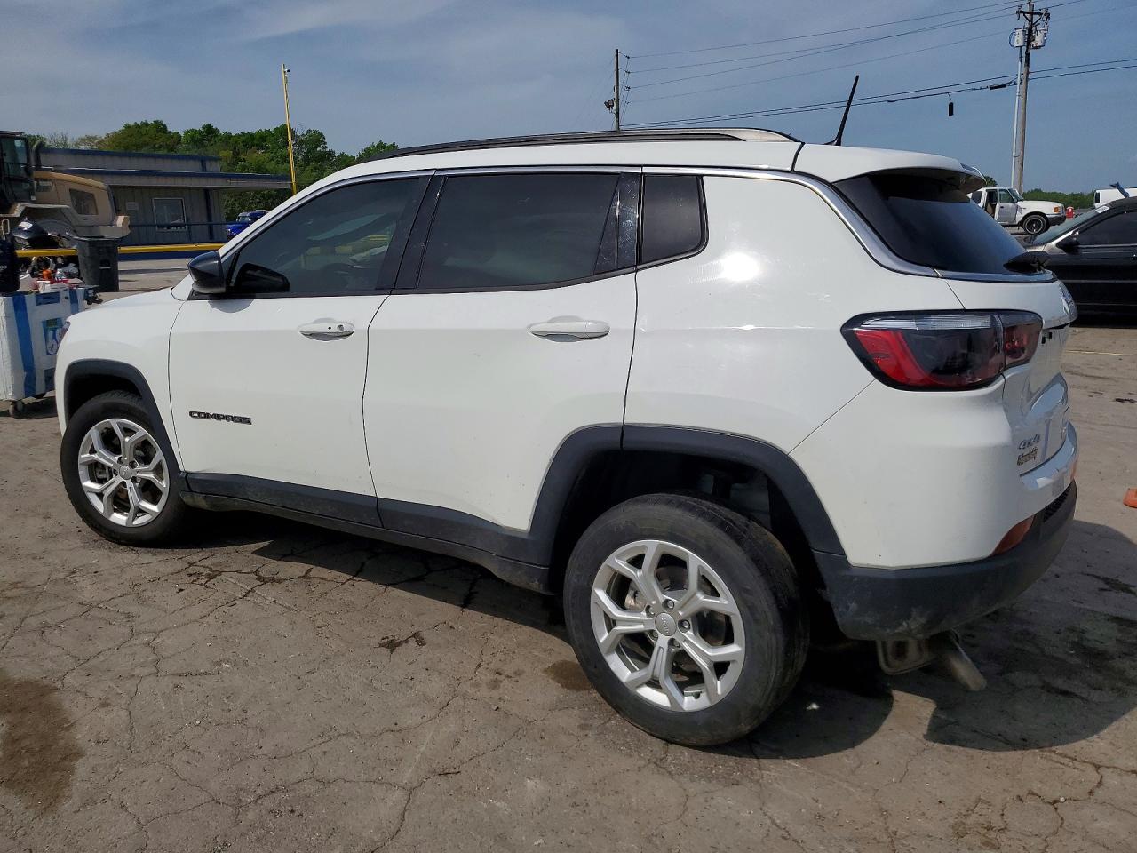 2024 Jeep Compass Latitude - Фото 2