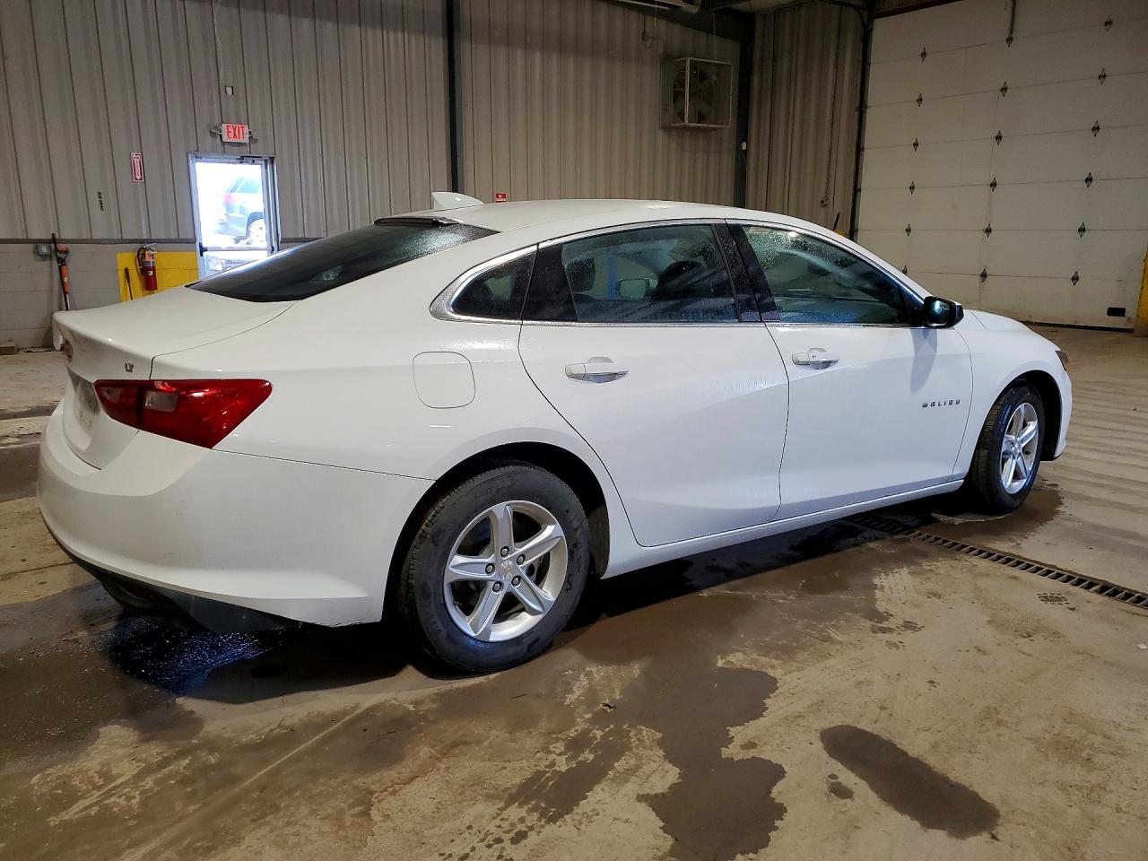 2023 Chevrolet Malibu Lt - Фото 3