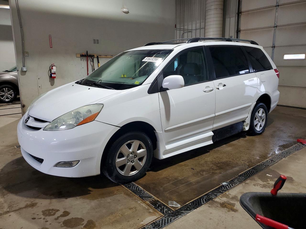 2006 Toyota Sienna Xle 7 Passenger
