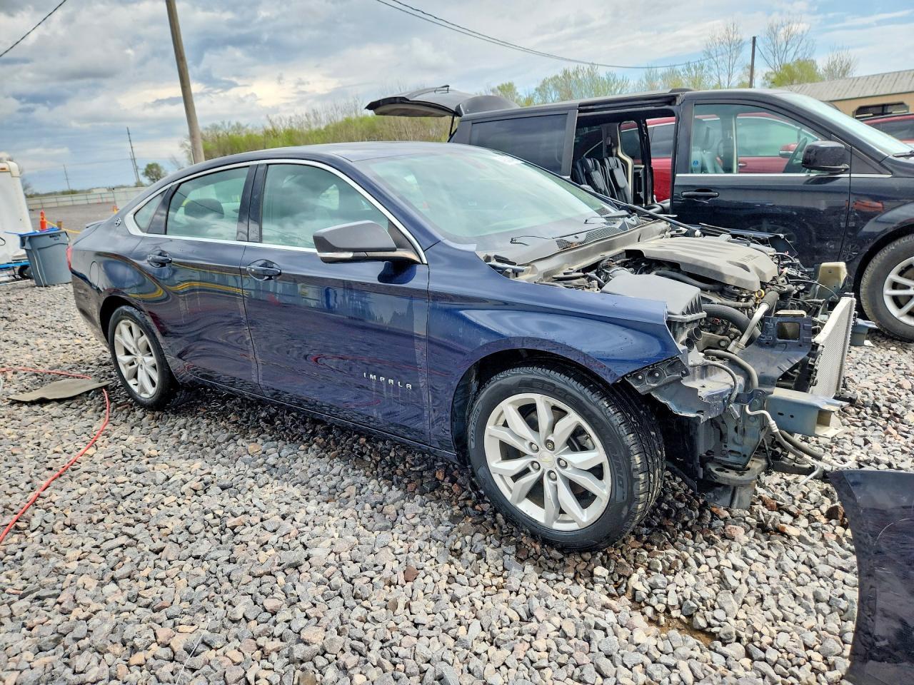 2019 Chevrolet Impala Lt - Image 4
