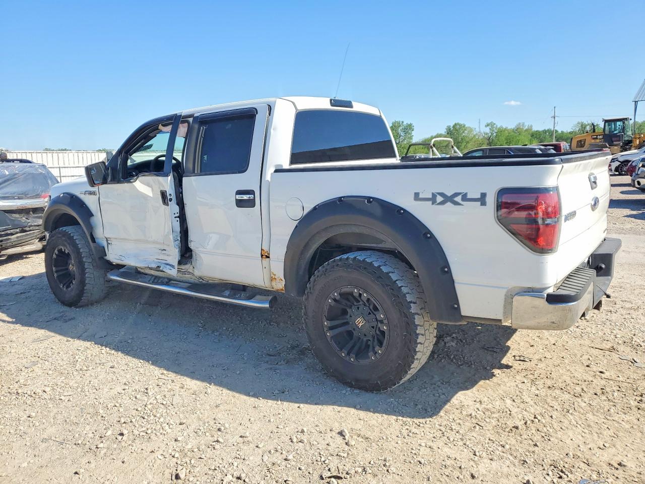 2013 Ford F150 Supercrew - Фото 2