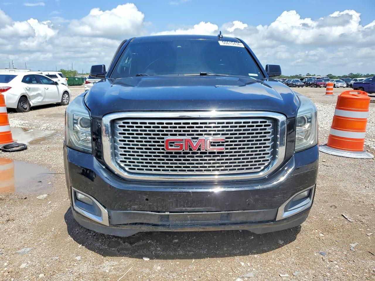 2017 GMC Yukon Xl Denali - Image 5