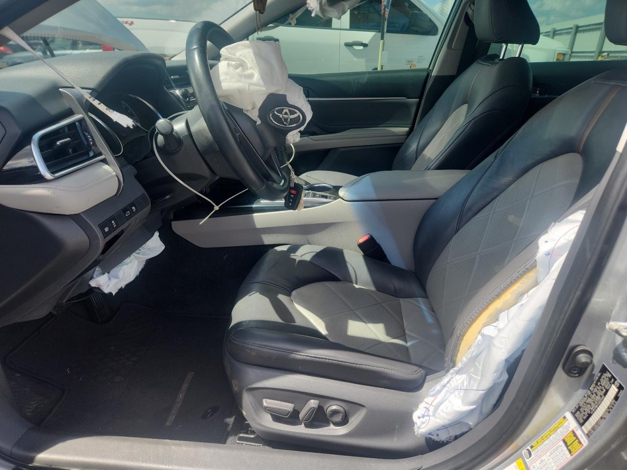 2018 Toyota Camry Xle - Image 7