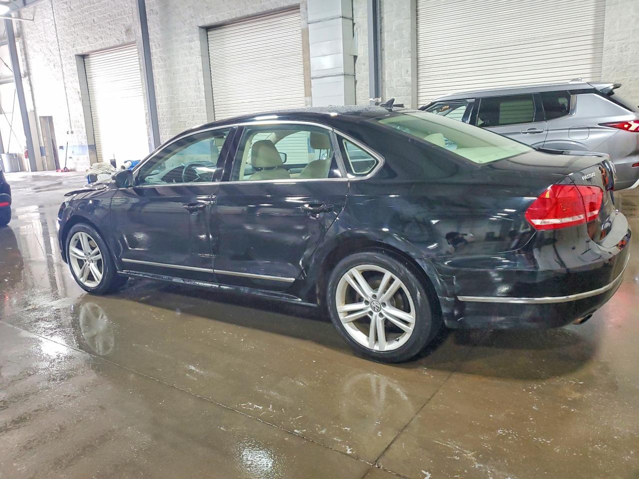 2015 Volkswagen Passat Se - Фото 2