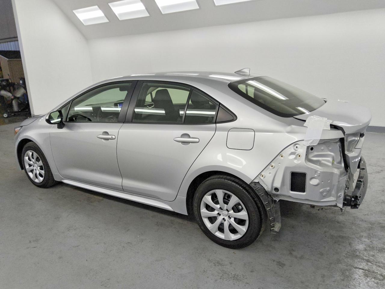 2025 Toyota Corolla Hybrid Le - Фото 2