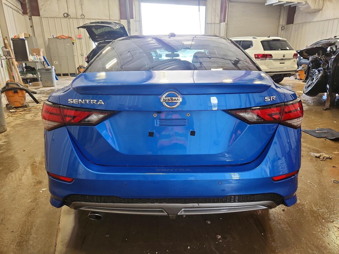 2022 Nissan Sentra Sr - Image 6