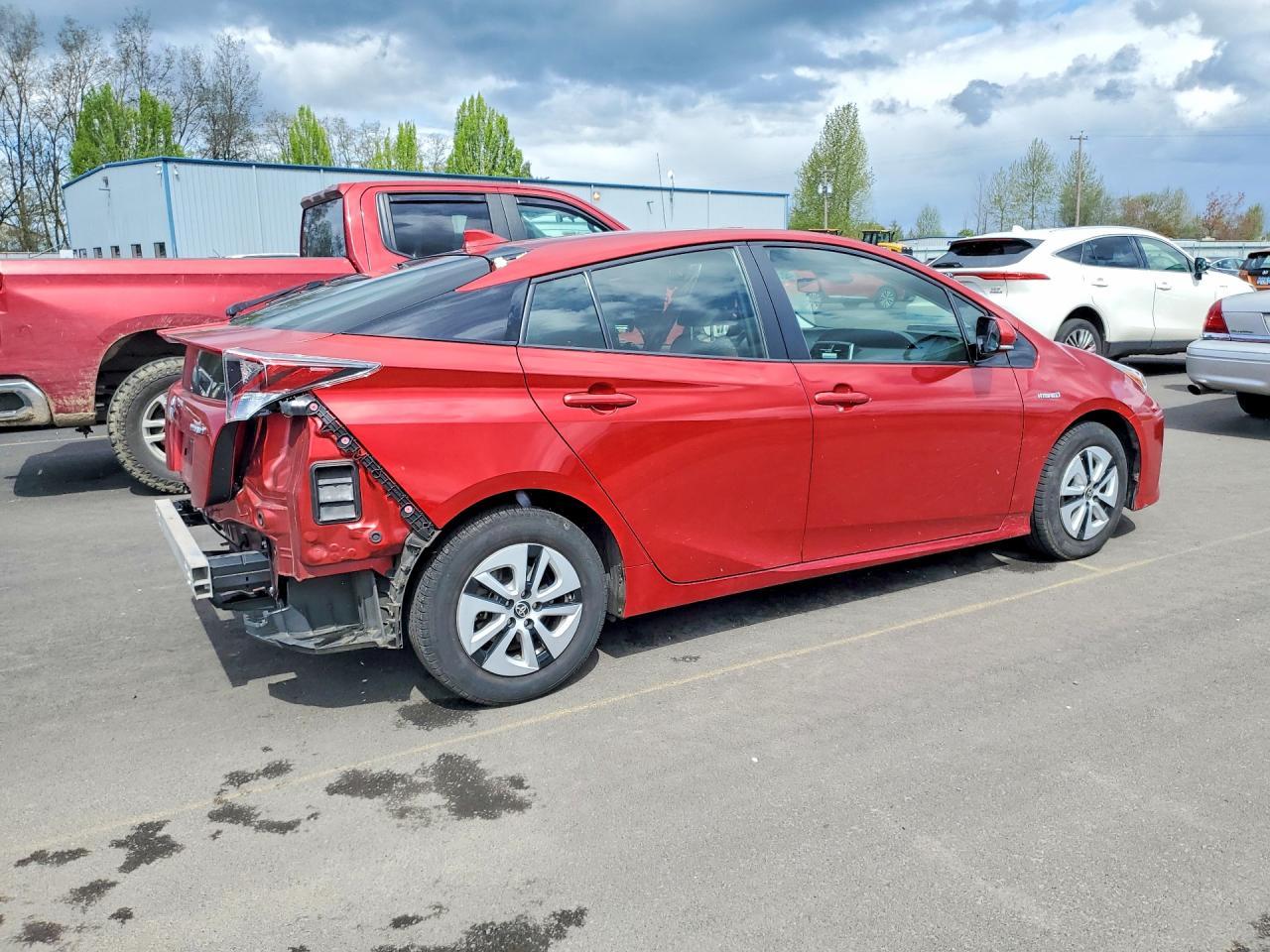 2017 Toyota Prius Three - Фото 3