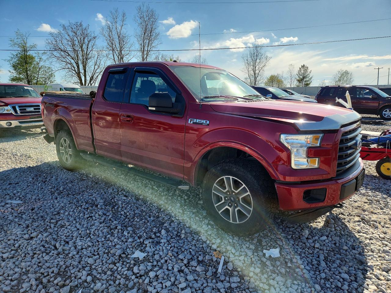 2016 Ford F150 Super Cab - Image 4