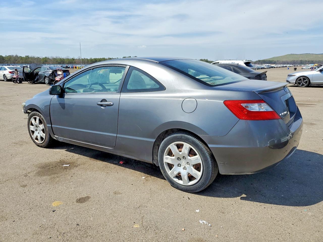 2010 Honda Civic - Фото 2
