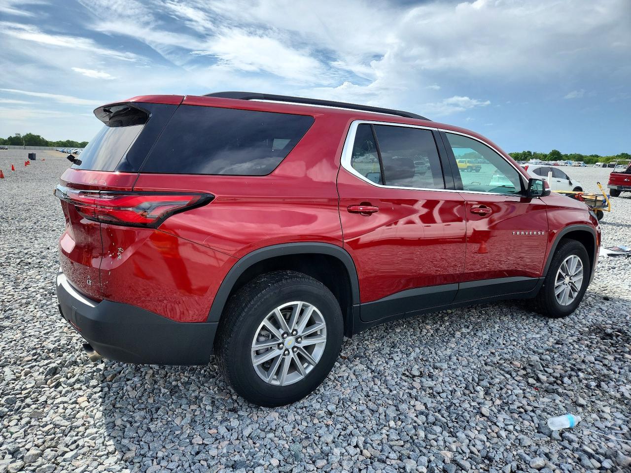 2023 Chevrolet Traverse Lt - Image 3
