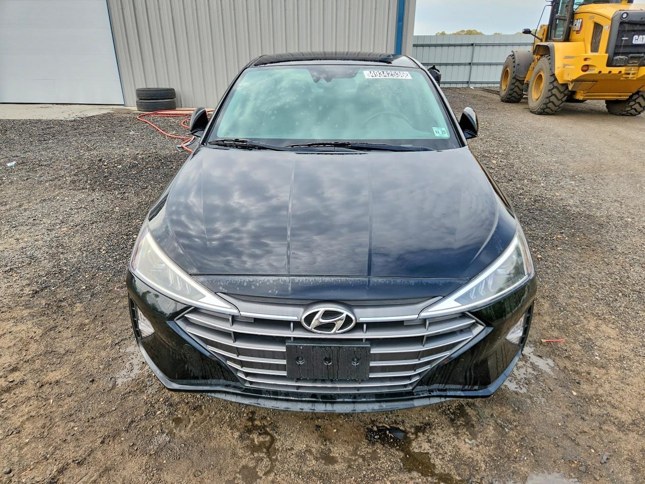 2020 Hyundai Elantra Value Edition - Фото 5