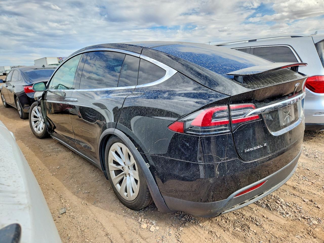2017 Tesla Model X - Image 2