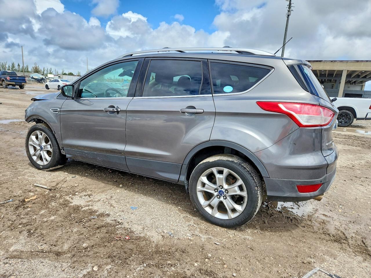 2014 Ford Escape Platinum - Фото 2