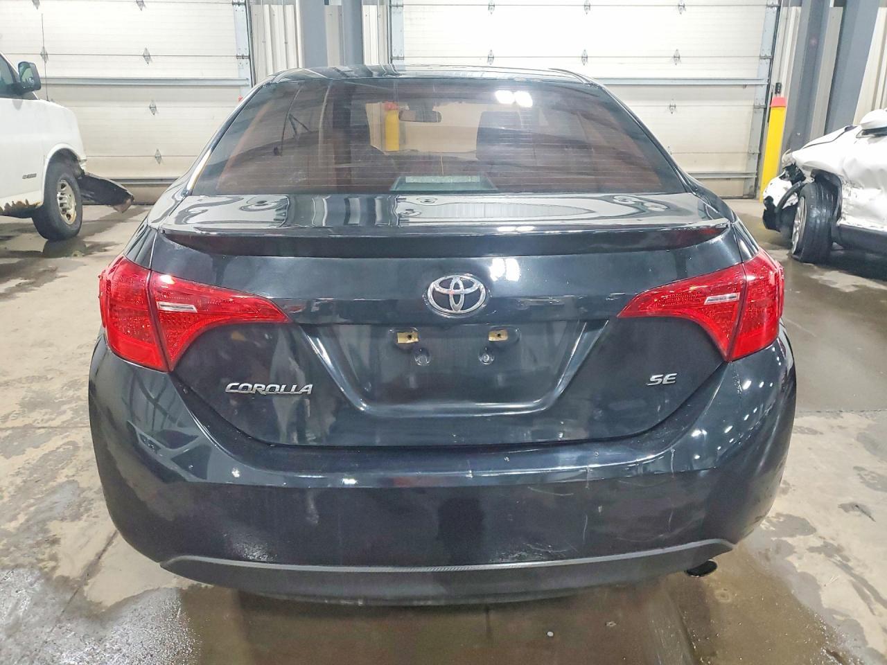 2017 Toyota Corolla Se - Фото 6