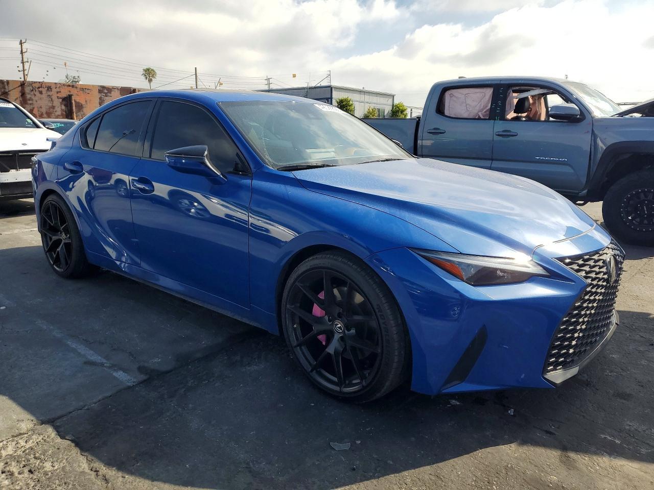 2021 Lexus Is 300 - Фото 4