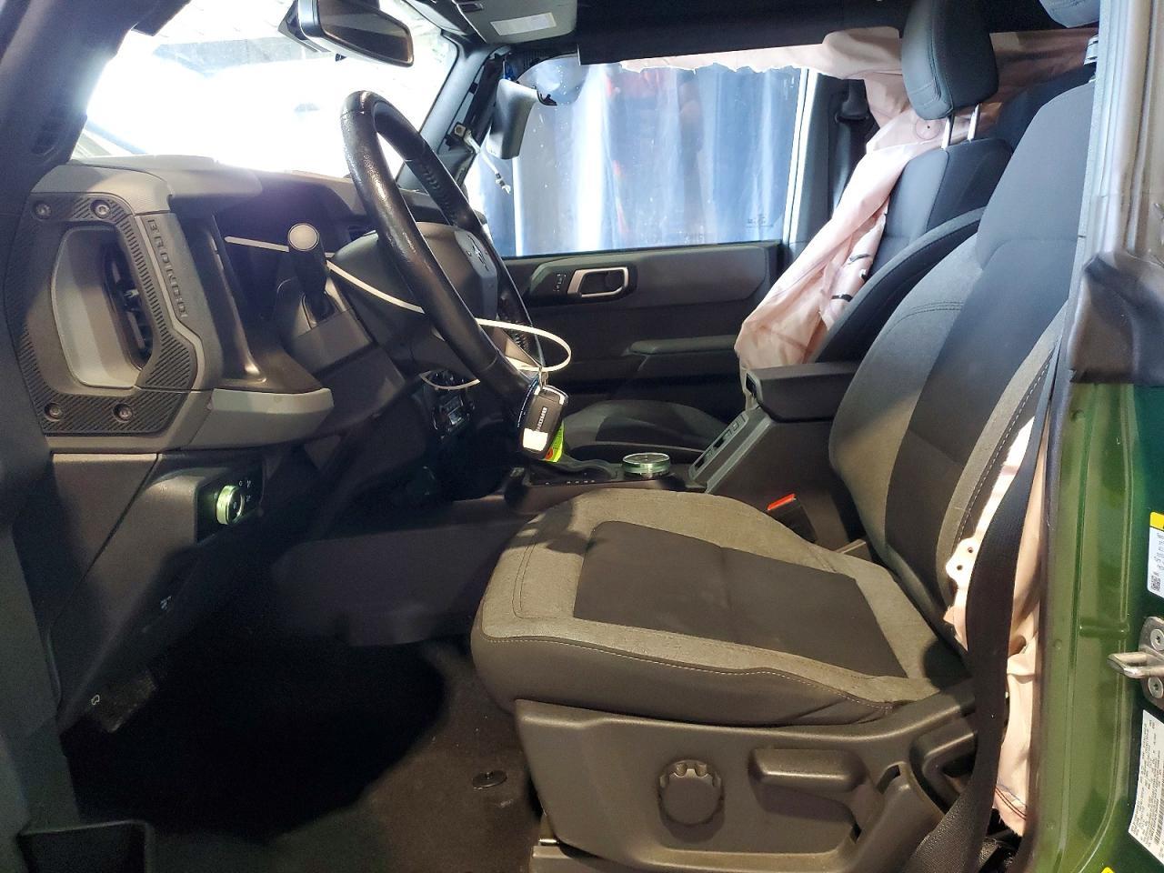 2023 Ford Bronco Base - Image 7