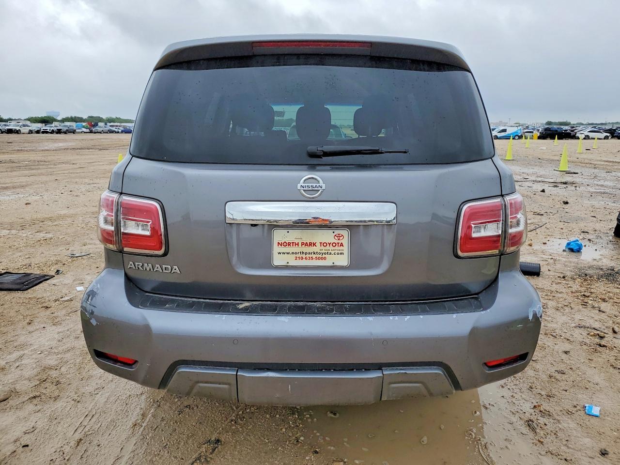 2019 Nissan Armada - Image 6