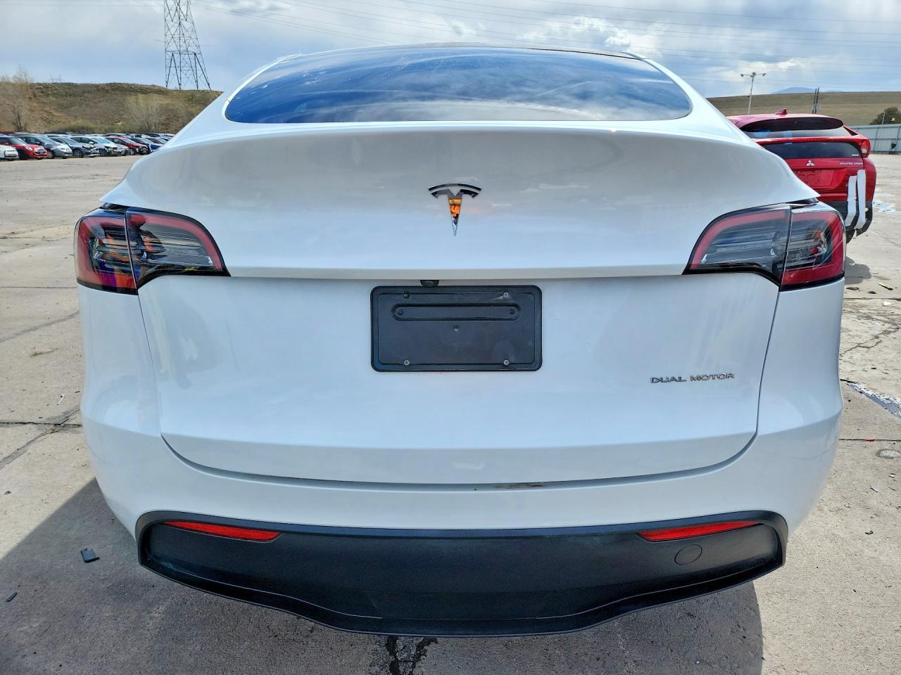 2024 Tesla Model Y - Image 6