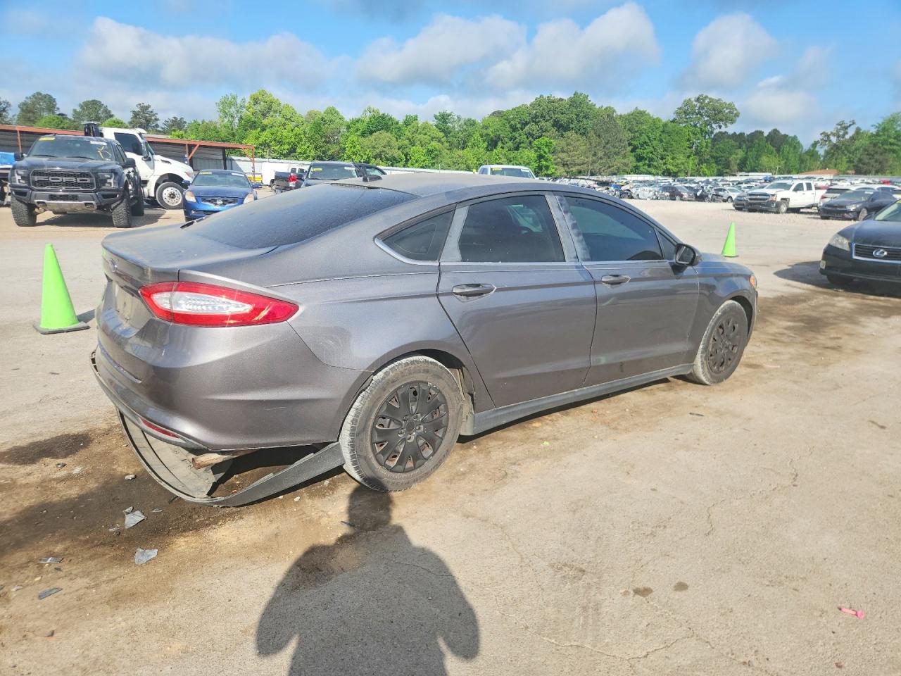 2013 Ford Fusion S - Фото 3