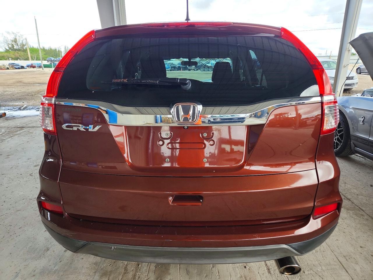 2015 Honda Cr-V Lx - Image 6