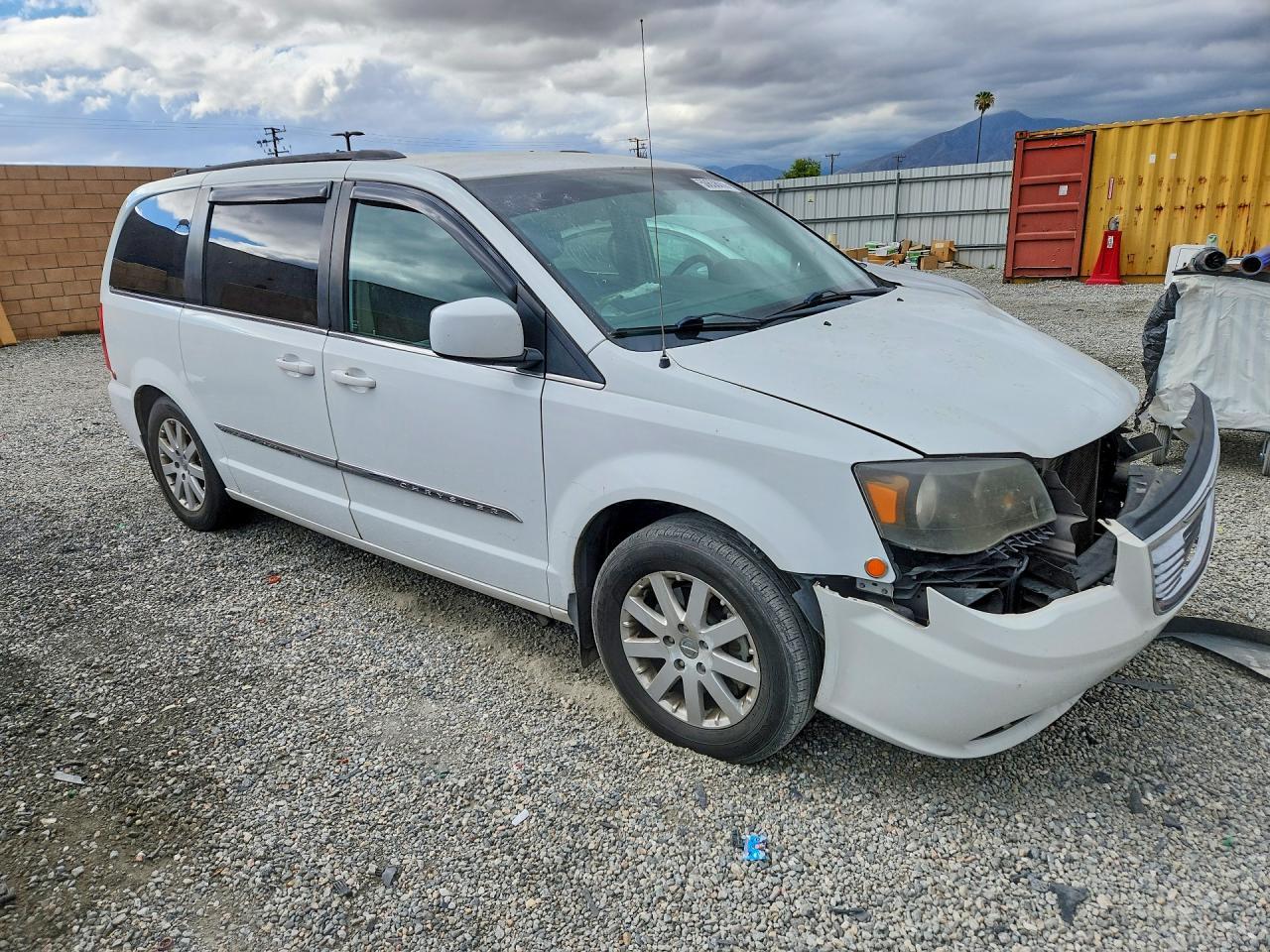 2014 Chrysler Town & Country Touring - Фото 4