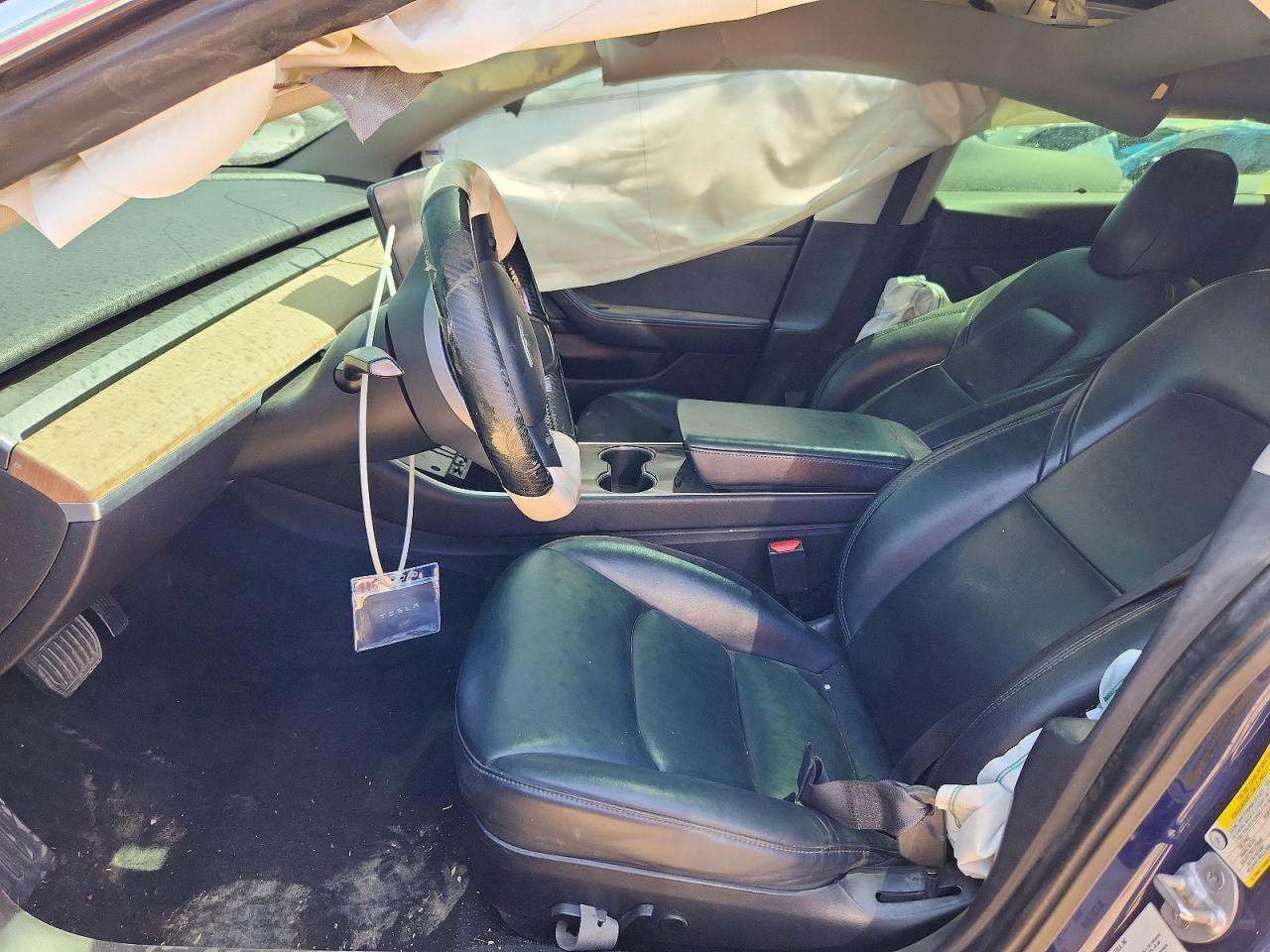 2019 Tesla Model 3 - Фото 7