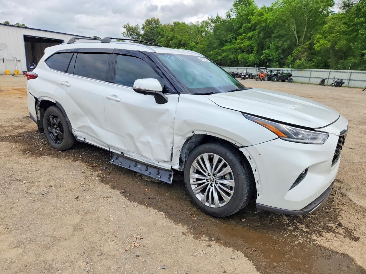 2023 Toyota Highlander Hybrid Platinum - Фото 4